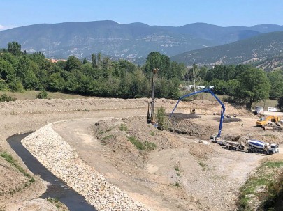 DSİ Karabük Hanköy Regülatörü Sulaması  Kesişen Kazık İşleri